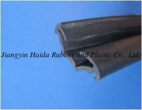 China EPDM Glassrun Extruded Rubber Seal heat preservation and decoration supplier