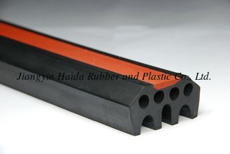 China Hydrophilic Extruded Rubber Seal EPDM Sealing Gasket supplier