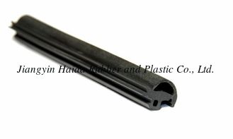 China Automotive Rubber Seals extruded EPDM rubber seal in many different profiles supplier