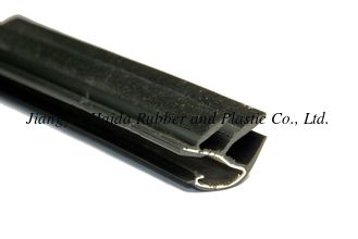 China Car EPDM Rubber Seal , Solid Coating Stainless Steel Spine Rubber Door Seal supplier