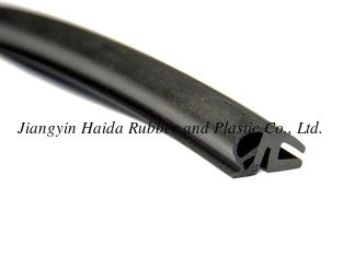 China Extruded EPDM material Extruded Rubber Seal sunroof sealing strip supplier