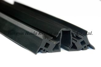 China EPDM solid material extruded rubber seal used in wood windows and doors supplier