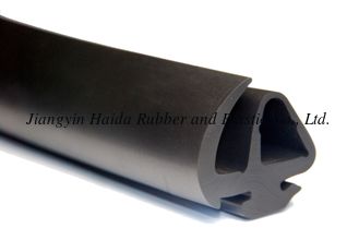China EPDM TPE material extruded products rubber door seal gaskets supplier
