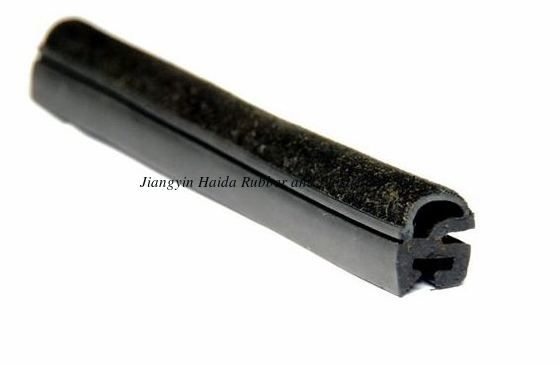 China Customized automotive co-extruded EPDM rubber material seals  factory