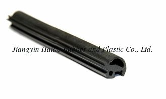 China Dustproof Extruded Rubber gasket Seal supplier