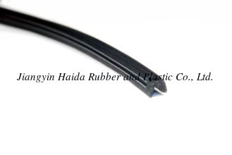 China EPDM Solid Sponge Extruded Rubber Seals Black For Window And Door supplier